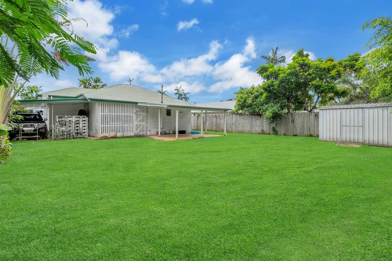 Photo - 287 Pease Street, Edge Hill QLD 4870 - Image 11