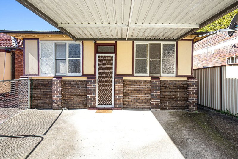 Photo - 2/87 Rosemont Street, Punchbowl NSW 2196 - Image 2