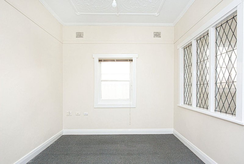 Photo - 2/87 Rosemont Street, Punchbowl NSW 2196 - Image 4