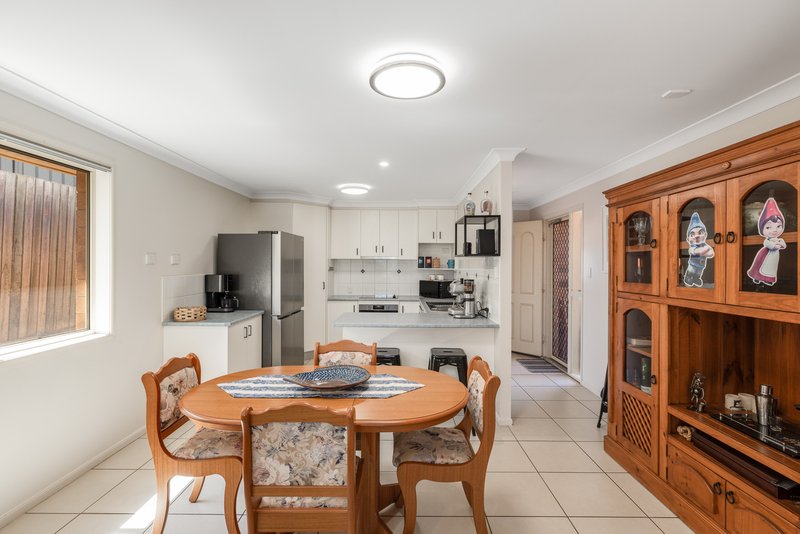 Photo - 2/87 Wuth Street, Darling Heights QLD 4350 - Image 3