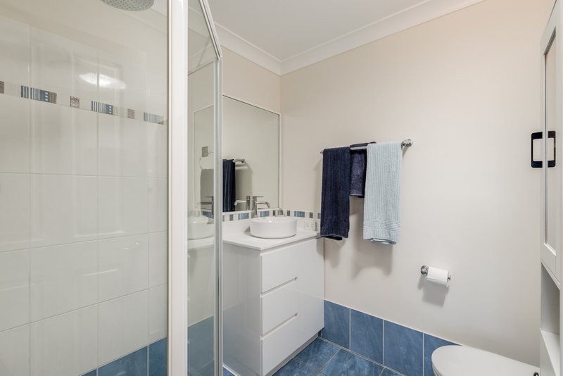 Photo - 2/87 Wuth Street, Darling Heights QLD 4350 - Image 8
