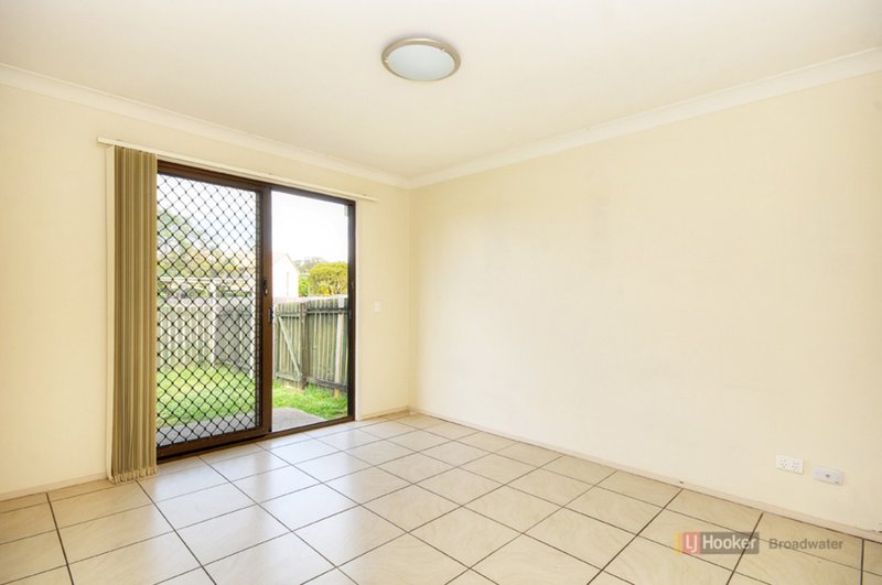 Photo - 28/71 Olsen Avenue, Labrador QLD 4215 - Image 7