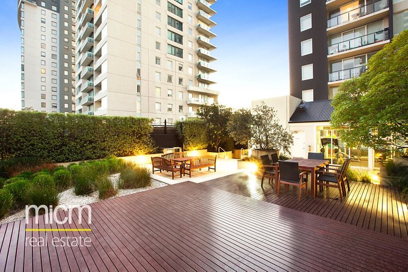 Photo - 28/79 Whiteman Street, Southbank VIC 3006 - Image 16