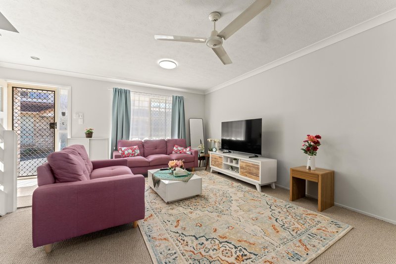 Photo - 2/88-90 Boundary Street, Beenleigh QLD 4207 - Image 2