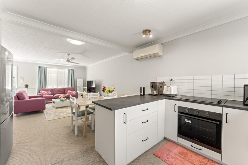 Photo - 2/88-90 Boundary Street, Beenleigh QLD 4207 - Image 4