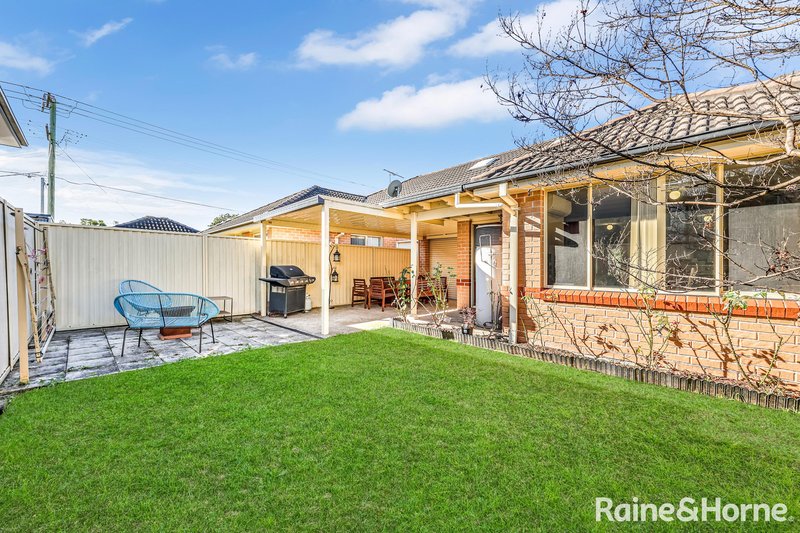 Photo - 2/88 Adelaide Street, Oxley Park NSW 2760 - Image 5