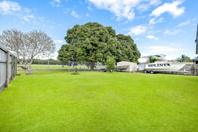 Photo - 288 Buchan Street, Westcourt QLD 4870 - Image 12