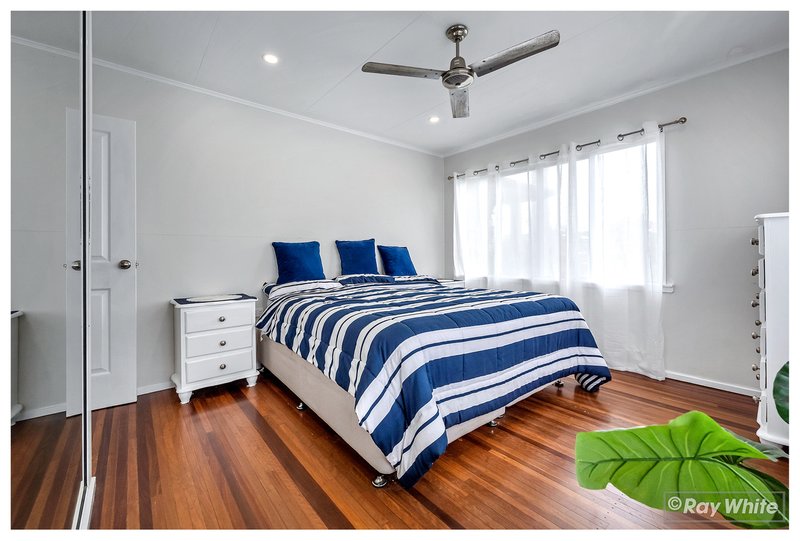 Photo - 288 Denham Street, The Range QLD 4700 - Image 15