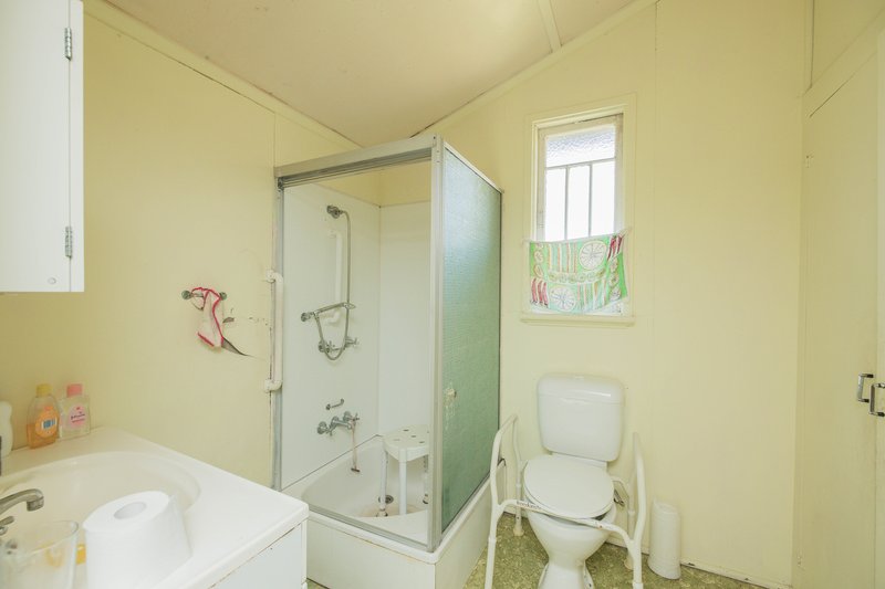 Photo - 288 Pine Street, Berserker QLD 4701 - Image 6