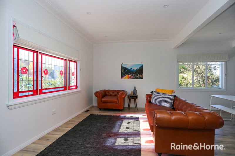 Photo - 288 Piper Street, Bathurst NSW 2795 - Image 2