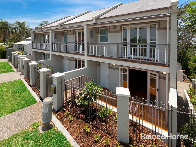 Photo - 2/88 Ryans Road, St Lucia QLD 4067 - Image