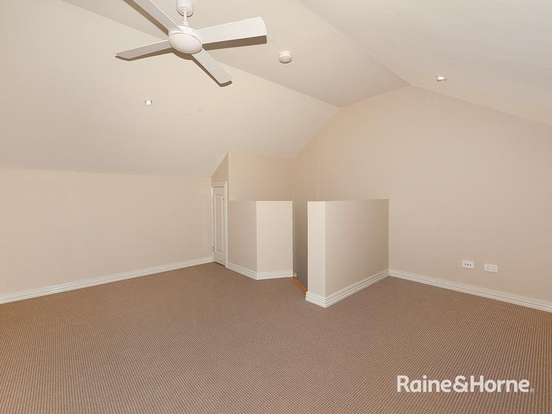 Photo - 2/88 Ryans Road, St Lucia QLD 4067 - Image 6