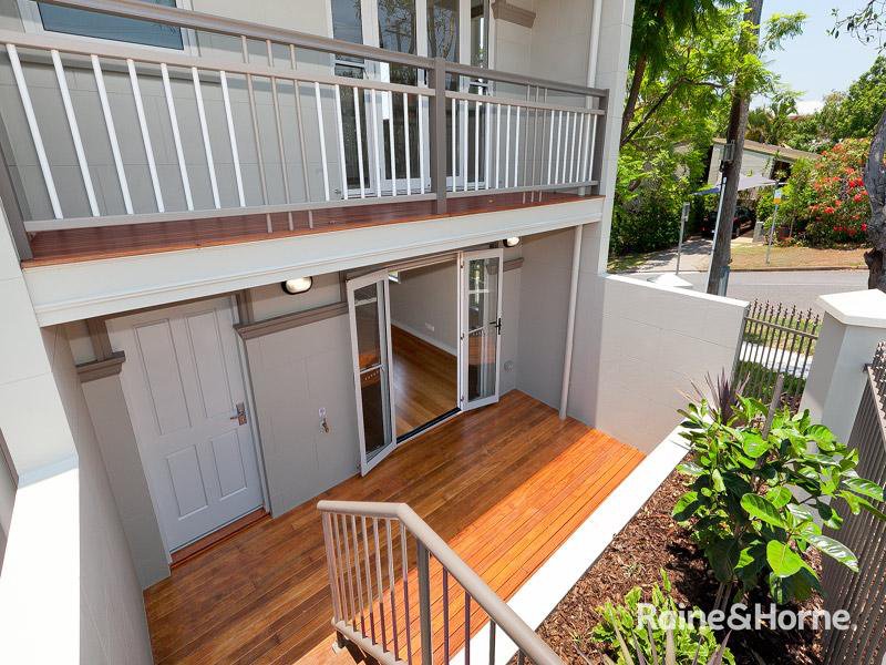 Photo - 2/88 Ryans Road, St Lucia QLD 4067 - Image 8