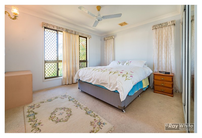 Photo - 288 Thirkettle Avenue, Frenchville QLD 4701 - Image 18