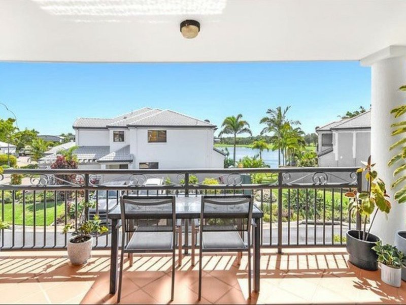 Photo - 28/85 Palm Meadows Drive, Carrara QLD 4211 - Image