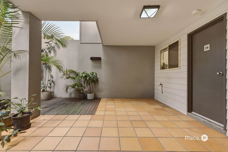 Photo - 28/87 Scott Road, Herston QLD 4006 - Image 2
