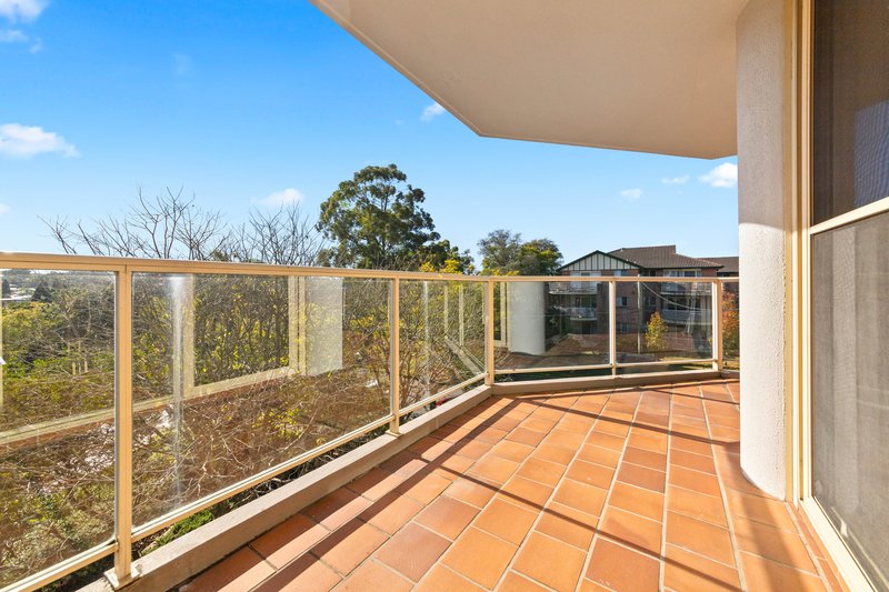 Photo - 28/9-11 Linda Street, Hornsby NSW 2077 - Image 4