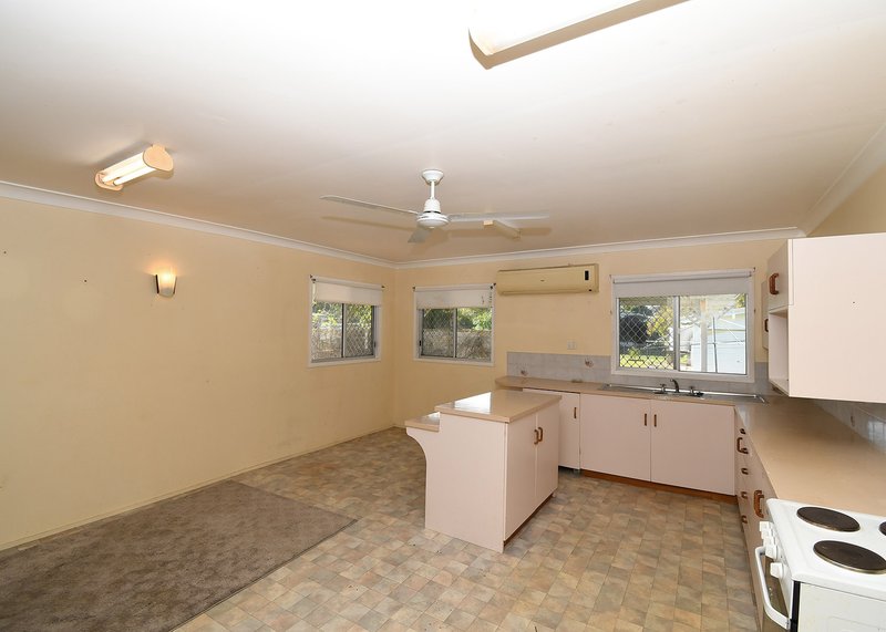 Photo - 289 John Street, Maryborough QLD 4650 - Image 5