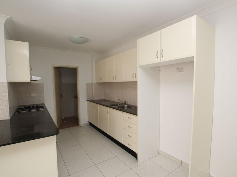 Photo - 28/91 Meredith Street, Bankstown NSW 2200 - Image 4