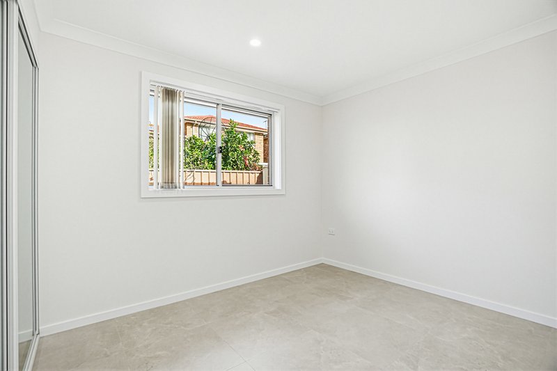 Photo - 28A Ashur Crescent, Greenfield Park NSW 2176 - Image 4
