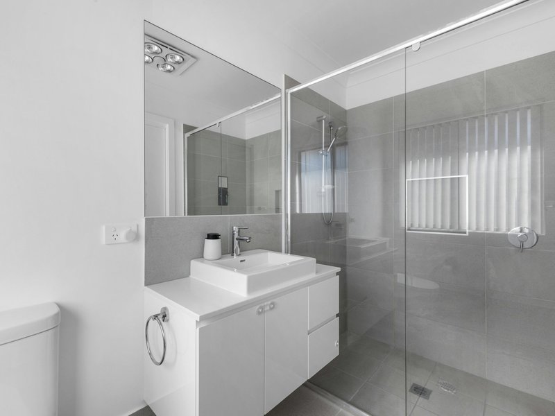 Photo - 28A Bexhill Avenue, Sussex Inlet NSW 2540 - Image 6