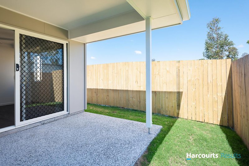 Photo - 28a Carousel Street, Hillcrest QLD 4118 - Image 11