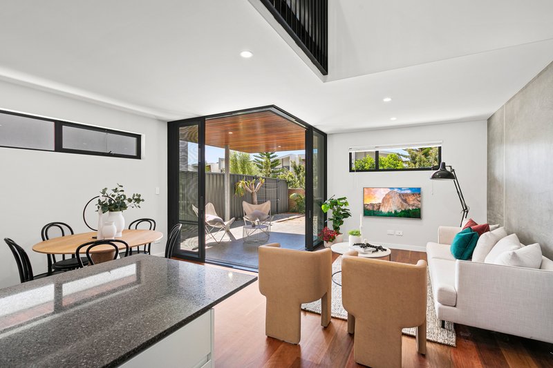 Photo - 28A Cowries Avenue, Shell Cove NSW 2529 - Image 3