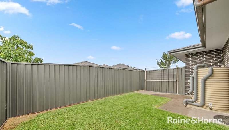 Photo - 28A Cumberland Street, Gregory Hills NSW 2557 - Image 10