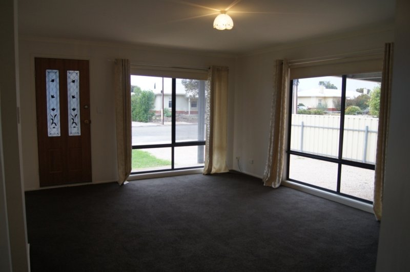 Photo - 28a Daly Street, Wallaroo SA 5556 - Image 6