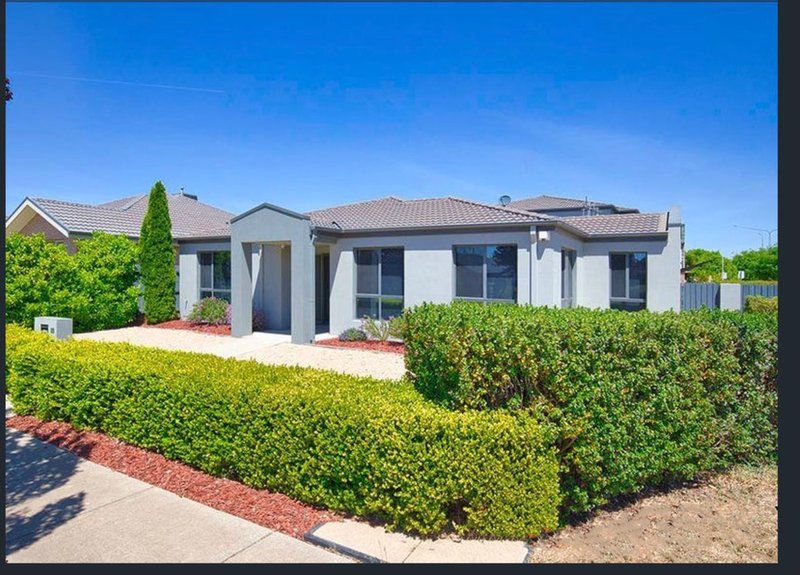 Photo - 28A Dame Zara Street, Gungahlin ACT 2912 - Image 13