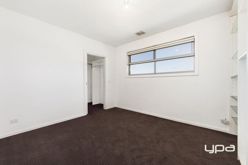 Photo - 28A Grantham Parade, St Albans VIC 3021 - Image 6