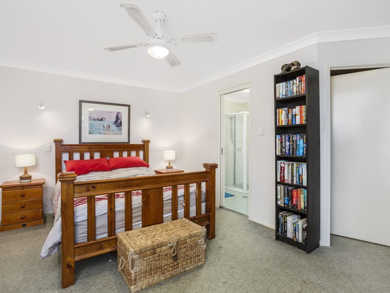 Photo - 28a Harwood Avenue, Mount Kuring-Gai NSW 2080 - Image 5