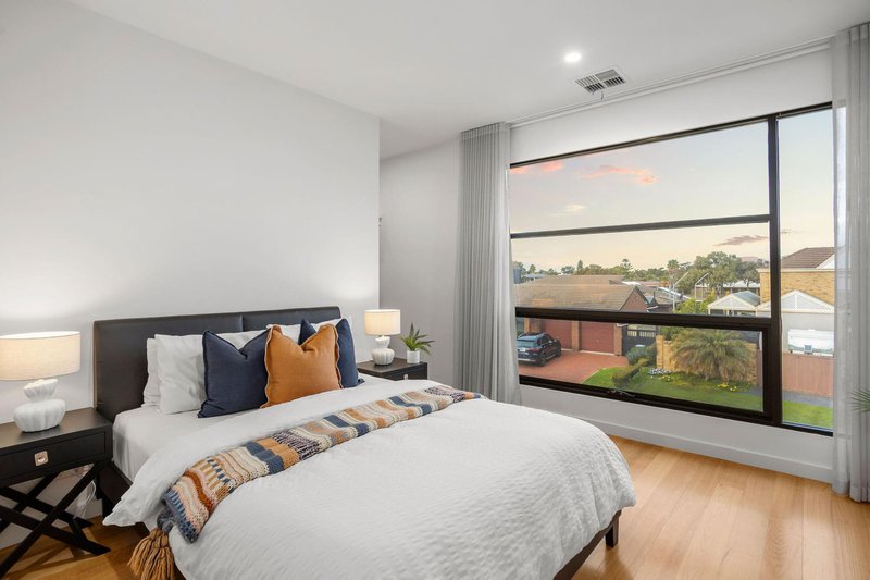 Photo - 28a Mcdonald Grove, West Lakes SA 5021 - Image 20