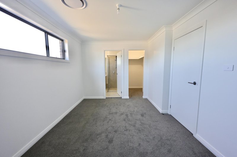 Photo - 28A Munyang Street, Heckenberg NSW 2168 - Image 10