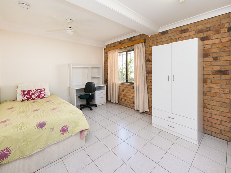 Photo - 28a Palmerston Street, Annerley QLD 4103 - Image 6