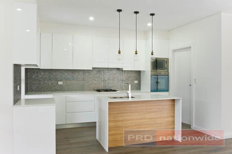 Photo - 28A Parkview Avenue, Picnic Point NSW 2213 - Image 3