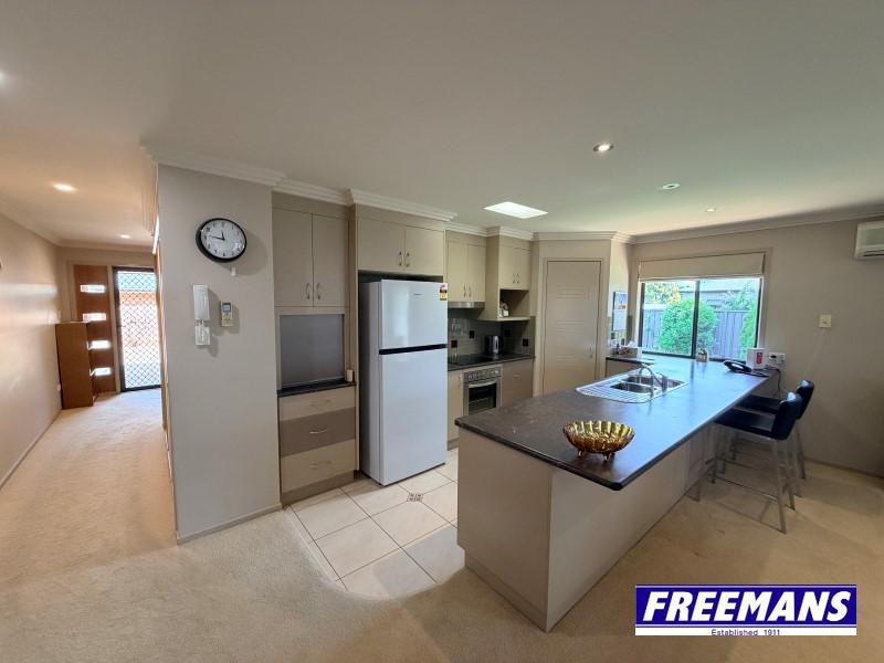 Photo - 2/8a River Road, Kingaroy QLD 4610 - Image 11
