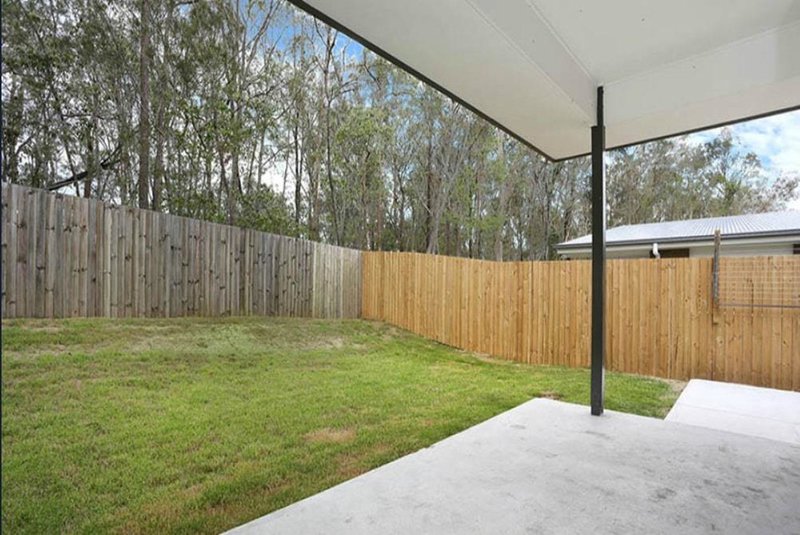 Photo - 28a Tamatea Drive, Bellbird Park QLD 4300 - Image 8