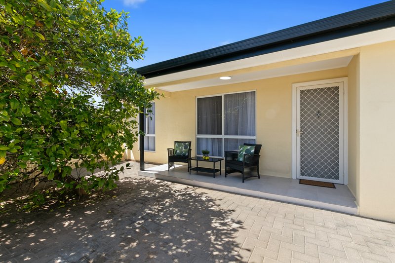 Photo - 28A Williams Avenue, Hackham West SA 5163 - Image 2