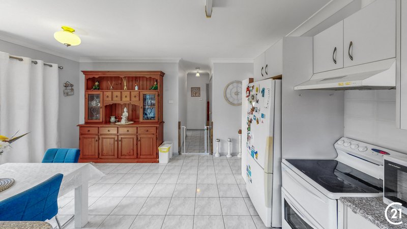 Photo - 28A Yachtsman Crescent, Salamander Bay NSW 2317 - Image 5