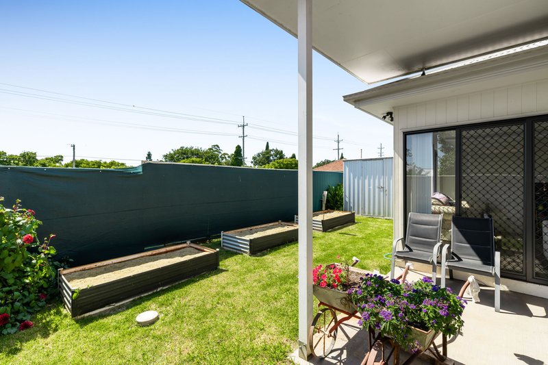 Photo - 28B Beelbee Street, Harristown QLD 4350 - Image 15