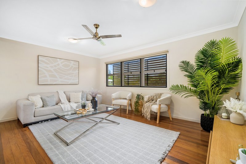 Photo - 28B Hill Parade, Clontarf QLD 4019 - Image 7