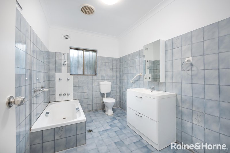 Photo - 28B Lilydale Street, Marrickville NSW 2204 - Image 7