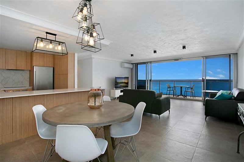 Photo - 28B 'Peninsula' 5 Clifford Street, Surfers Paradise QLD 4217 - Image 2