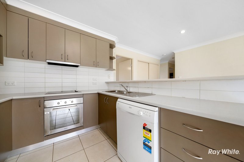 Photo - 28B Spruce Street, Loganlea QLD 4131 - Image 3