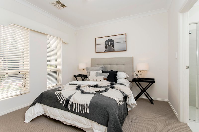 Photo - 28c Barry Road, Oaklands Park SA 5046 - Image 3