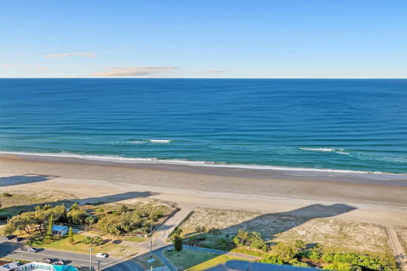 Photo - 28C Beach Haven 1 Albert Ave , Broadbeach QLD 4218 - Image 15