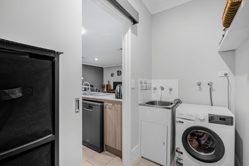 Photo - 28C Storrington Crescent, Westminster WA 6061 - Image 17