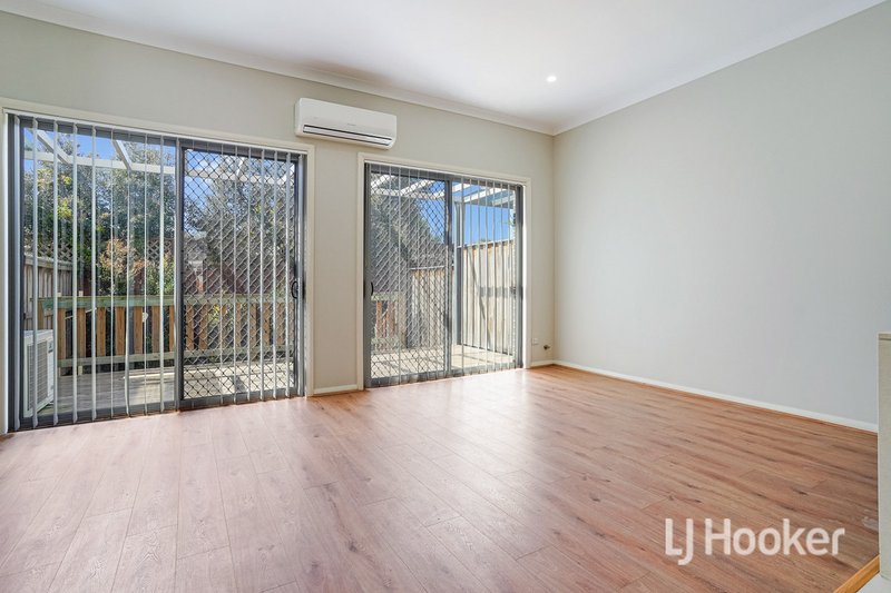 Photo - 2/8E Myrtle Street, Prospect NSW 2148 - Image 4