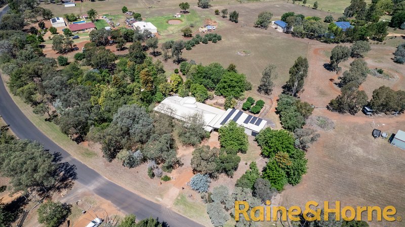 28R Debeaufort Drive, Dubbo NSW 2830